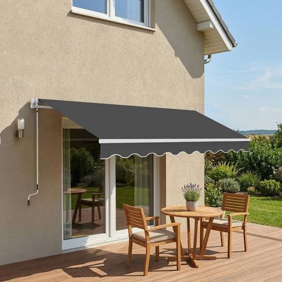 Copertina retractabila Blooma albastra manuala de 250 x 200 cm noua sigilat